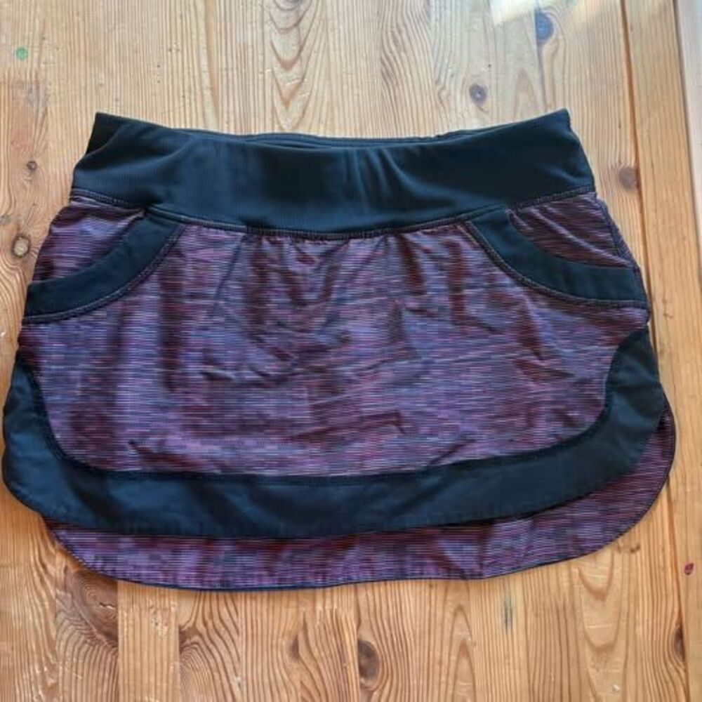 Lululemon Run for All Skirt Skort size 6 EUC